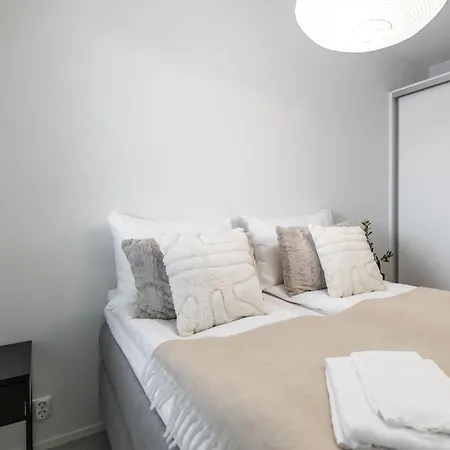 Polar L By Booklapland