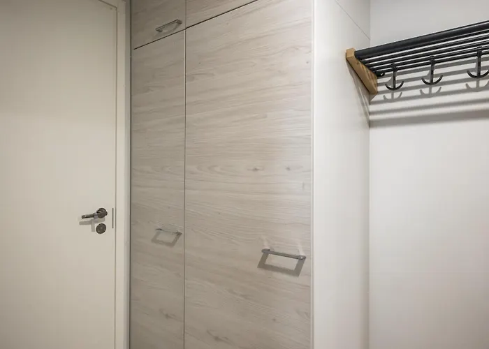 Polar L By Booklapland *